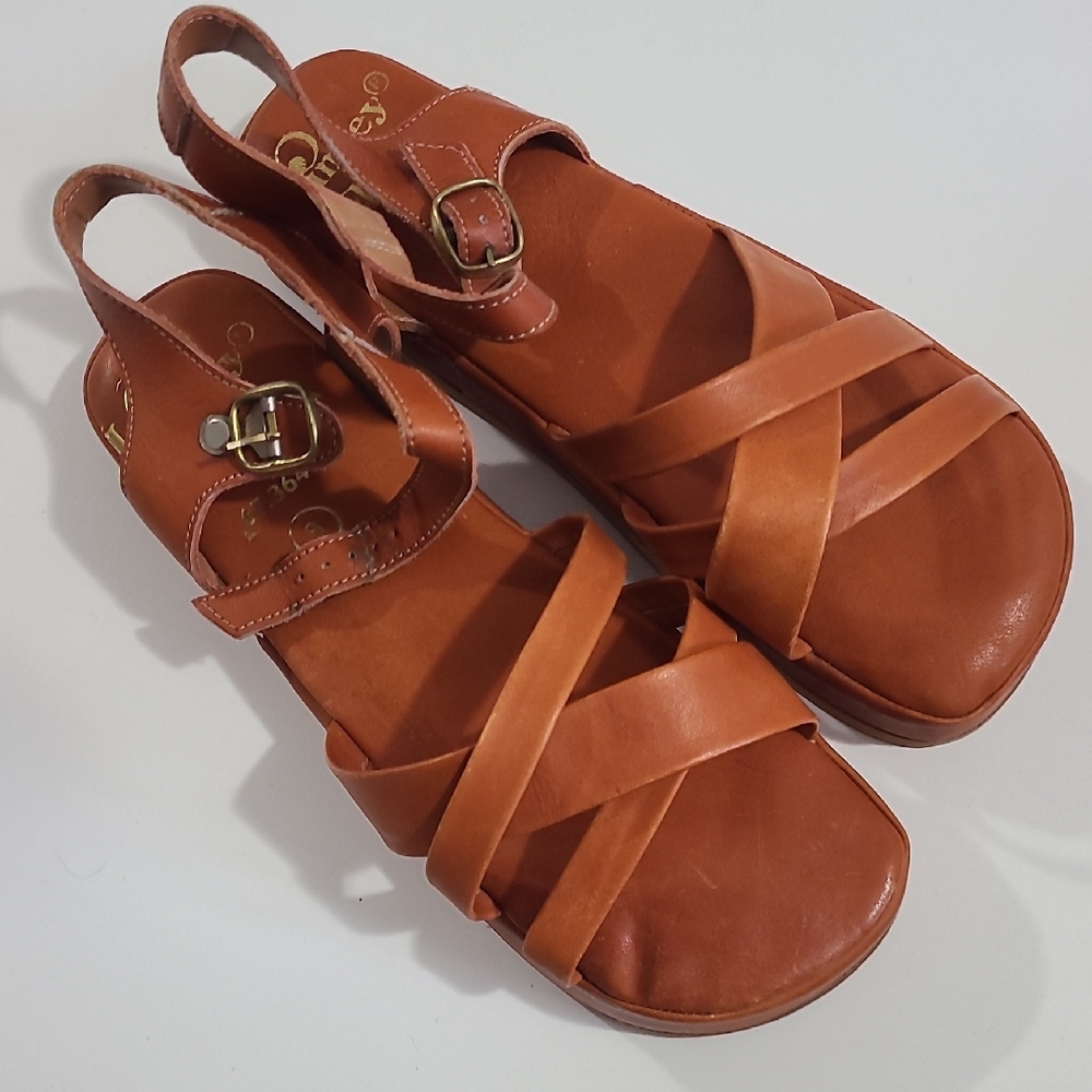 Vintage Brown Kinney Sandals Size 8
